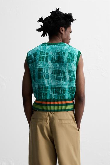 GRAPHIC PRINT KNIT WAISTCOAT © OTIS KWAME KYE QUAICOE - Emerald by Zara - Image 2