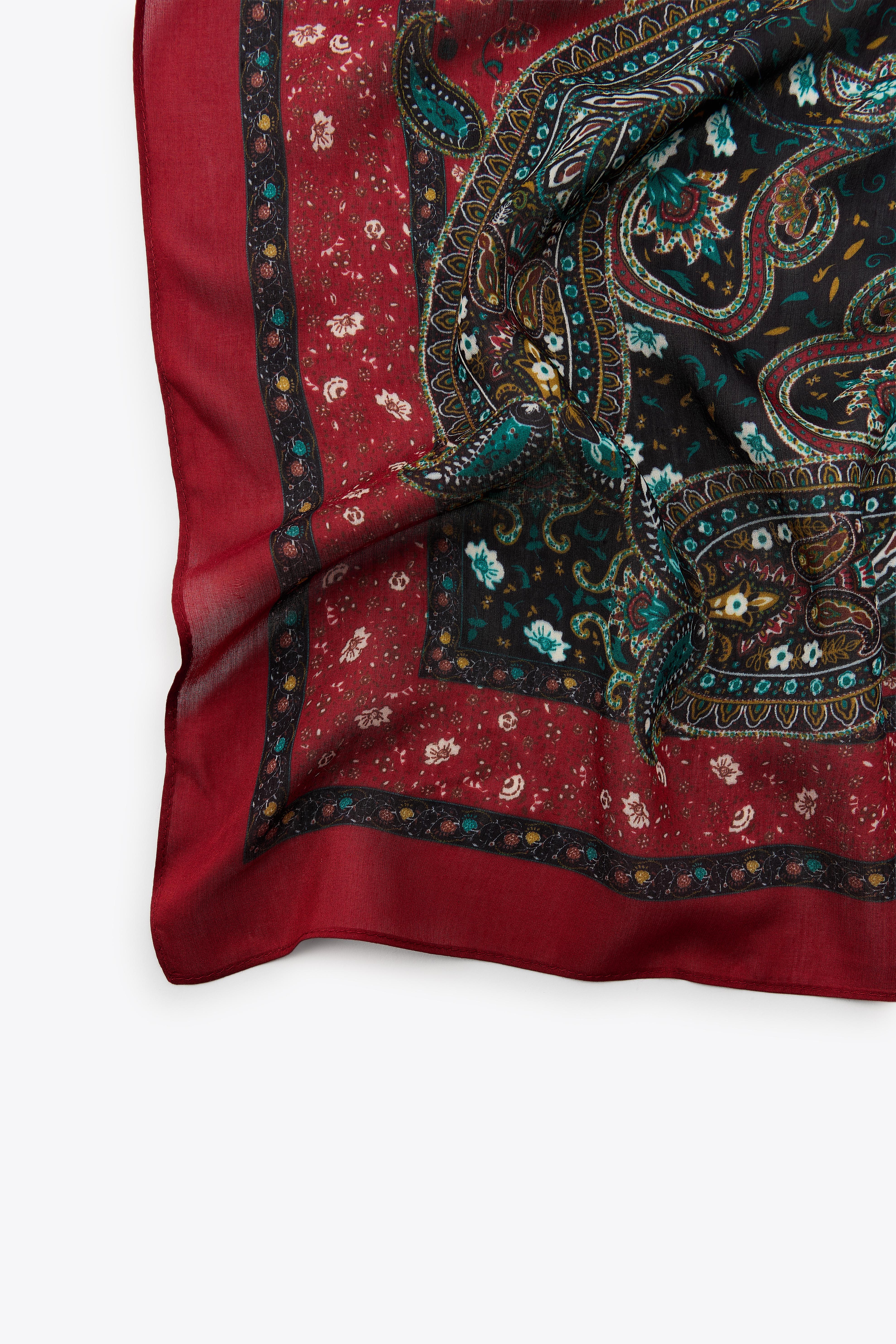 FOULARD IMPRIMÉ AVEC SOIE