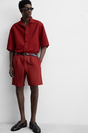 COTTON-LINEN TEXTURED BERMUDA SHORTS - Intense red by Zara