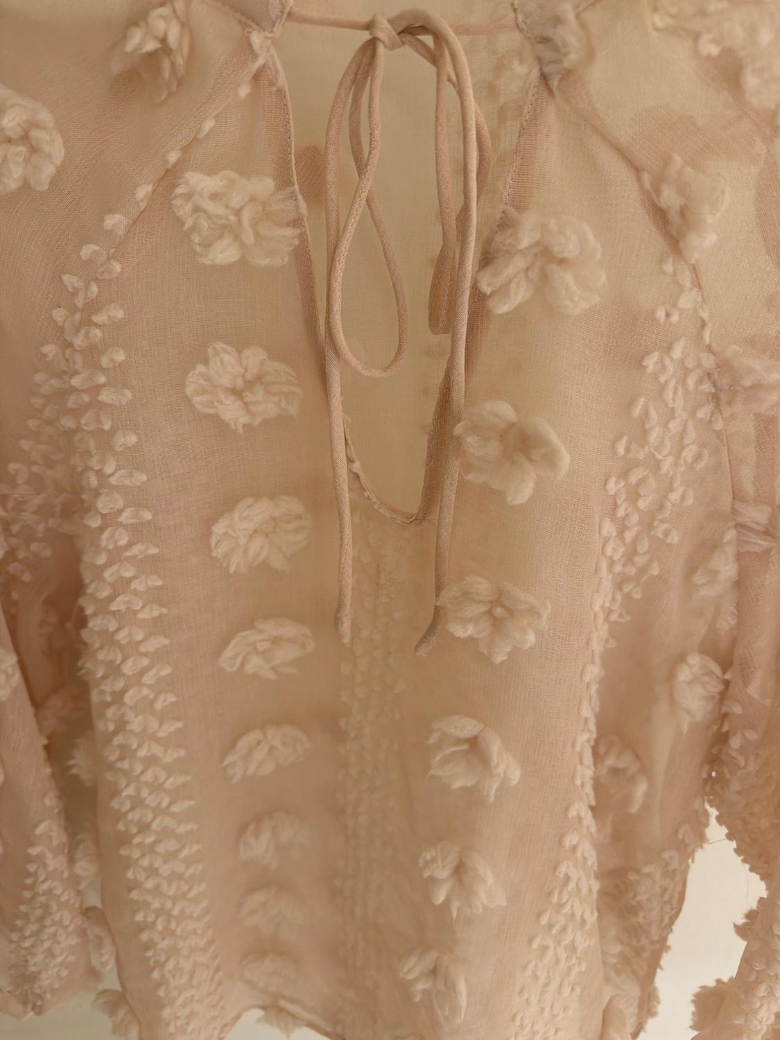 CAMISA FLORES RELIEVE - Image 3
