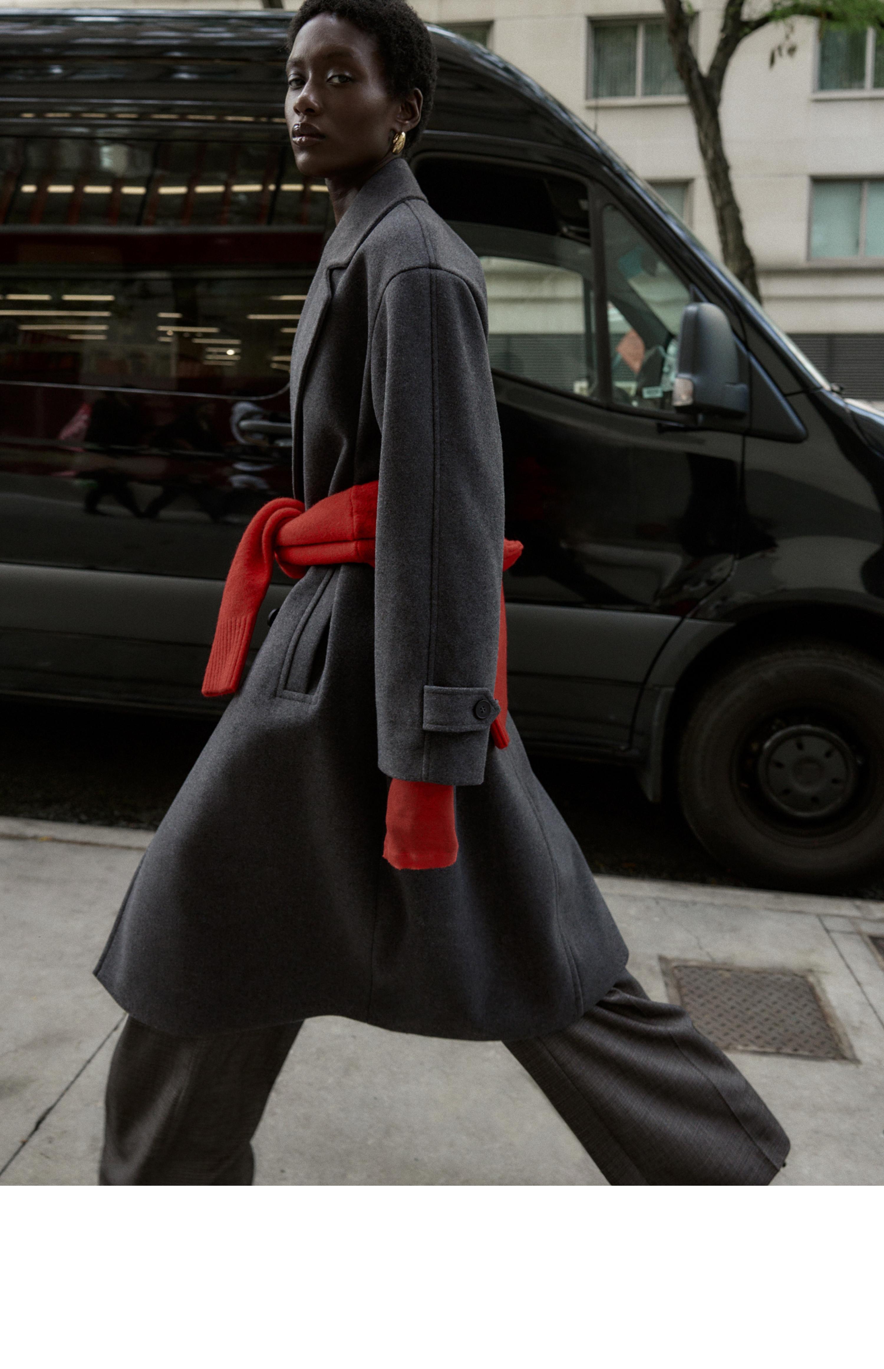 ⭐︎さらにお値下げ⭐︎【美品】ZARA ネイビー スーツ一式 160-164 卒業式 ⭐︎さらにお値下げ⭐︎【美品】ZARA ネイビー スーツ一式 160