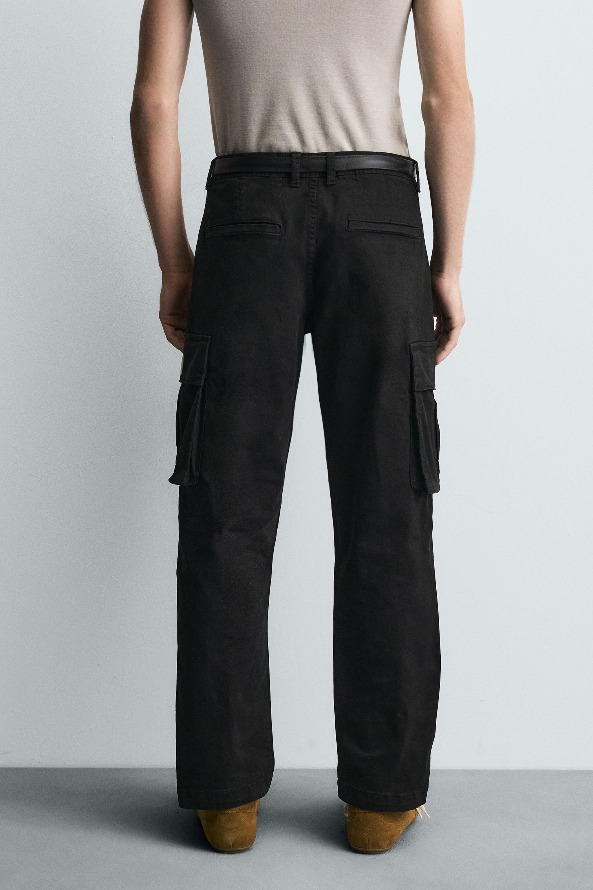 RELAXED FIT CARGO PANTS