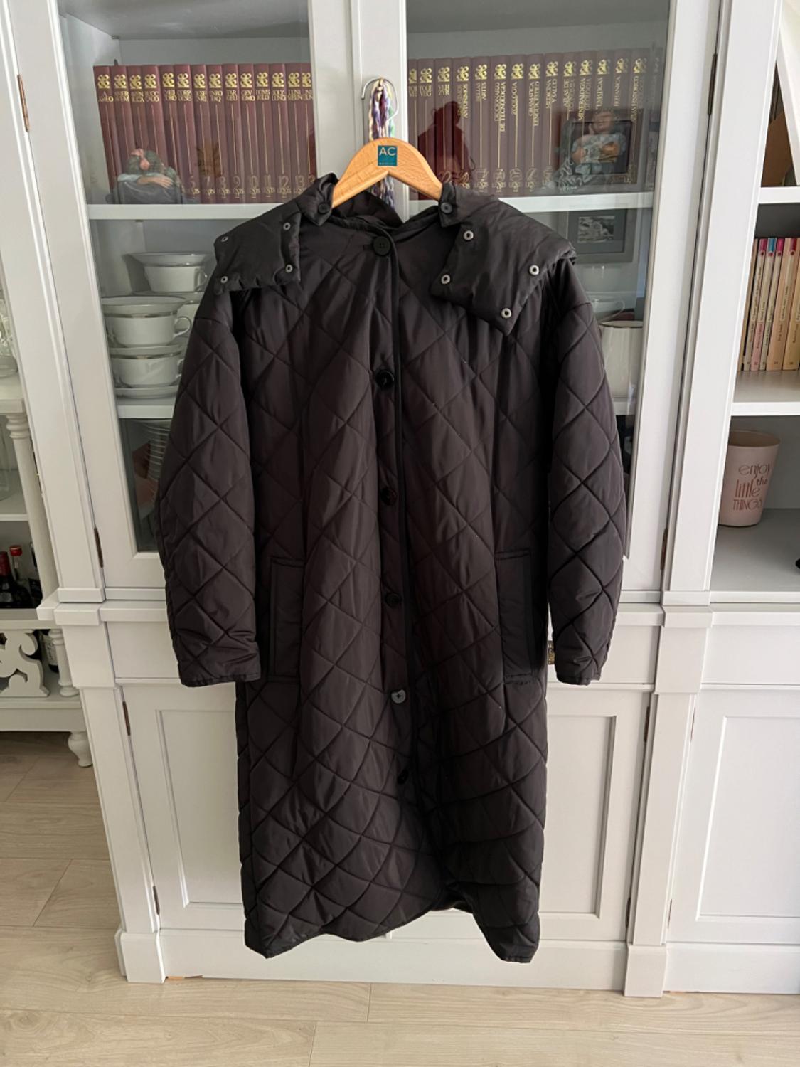 WATER-REPELLENT LONG QUILTED COAT