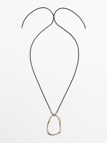 Collar cuerda piel pieza asimétrica - Dorado de Zara