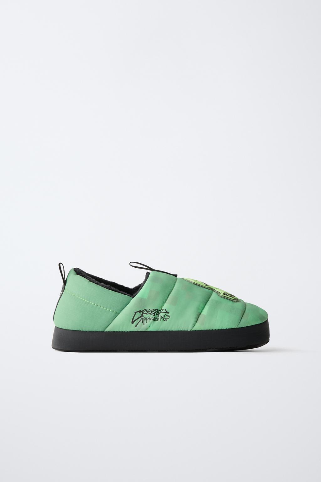 MINECRAFT © MOJANG AB. ™ TRAINERS