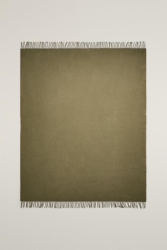 MANTA DECORATIVA COM FRANJAS - Verde da Zara - Imagem 0
