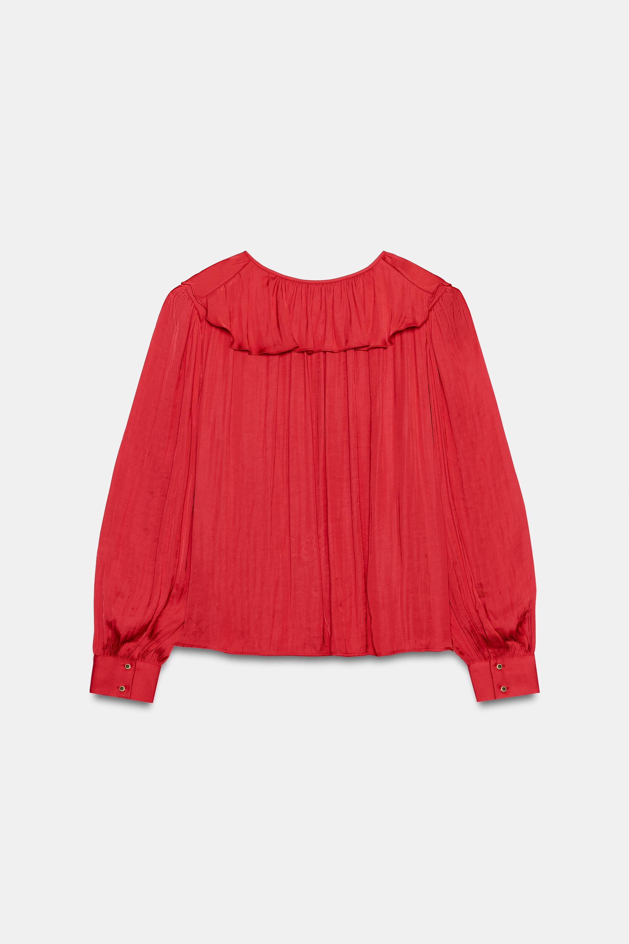 BLOUSE SATINÉE À VOLANTS ET ÉPAULETTES