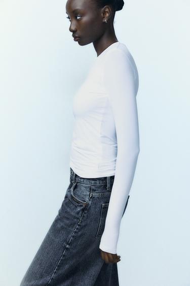 T-SHIRT EN POLYAMIDE À MANCHES LONGUES - Blanc de Zara - Image 3