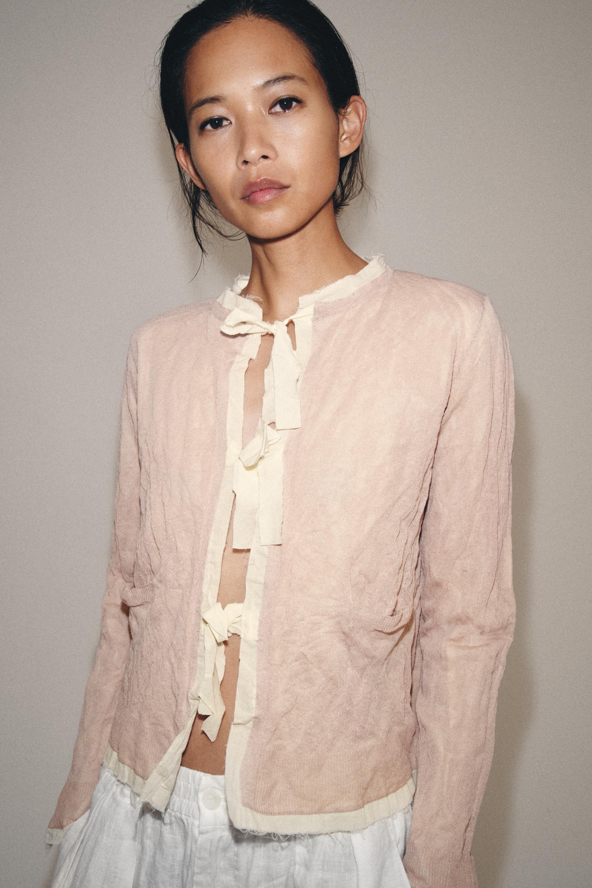 BAĞCIKLI KONTRAST ÖRGÜ CEKET