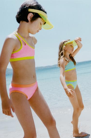 Порно лесбиянкалар кискаларын ысқылайды