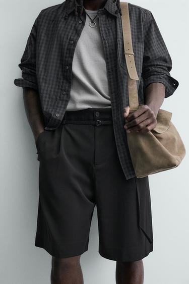 ШОРТЫ RELAXED FIT С СКЛАДКАМИ И ПОЯСОМ — ЧЕРНЫЙ от Zara