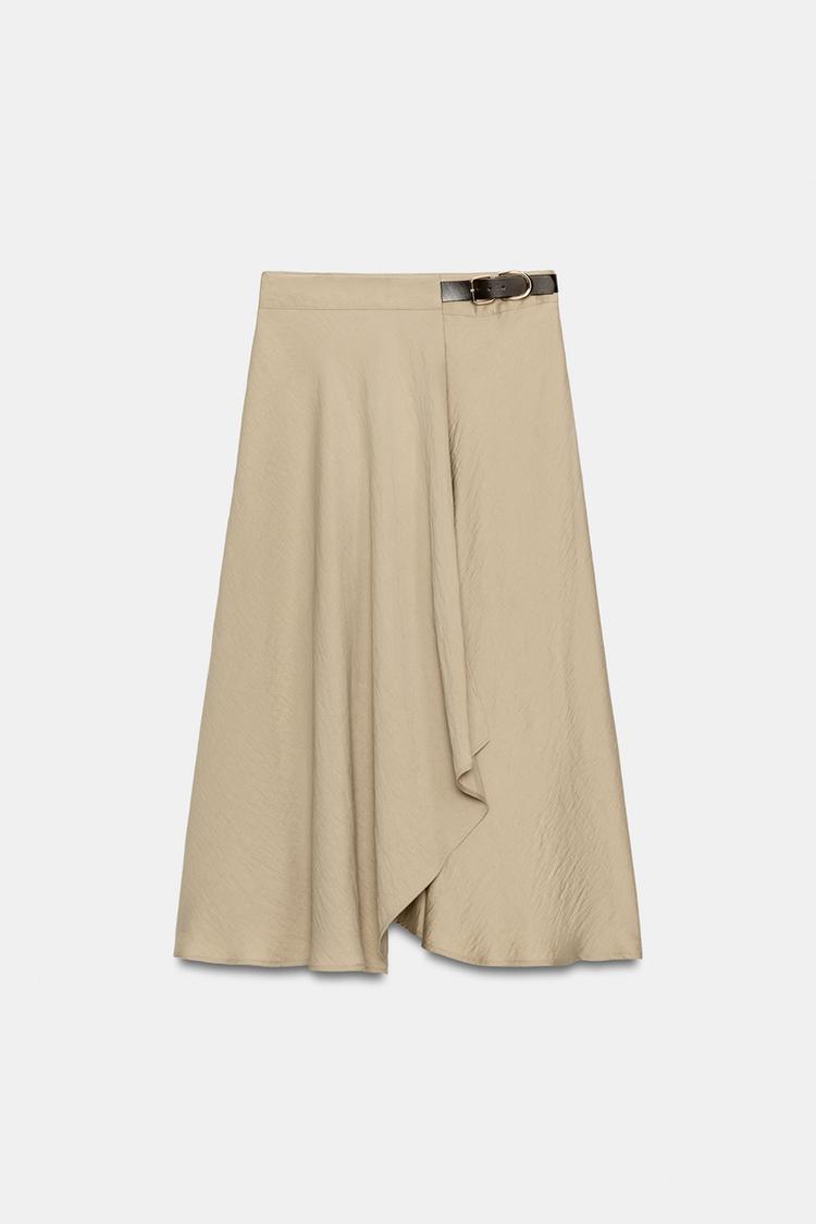 Falda midi con hebilla 4