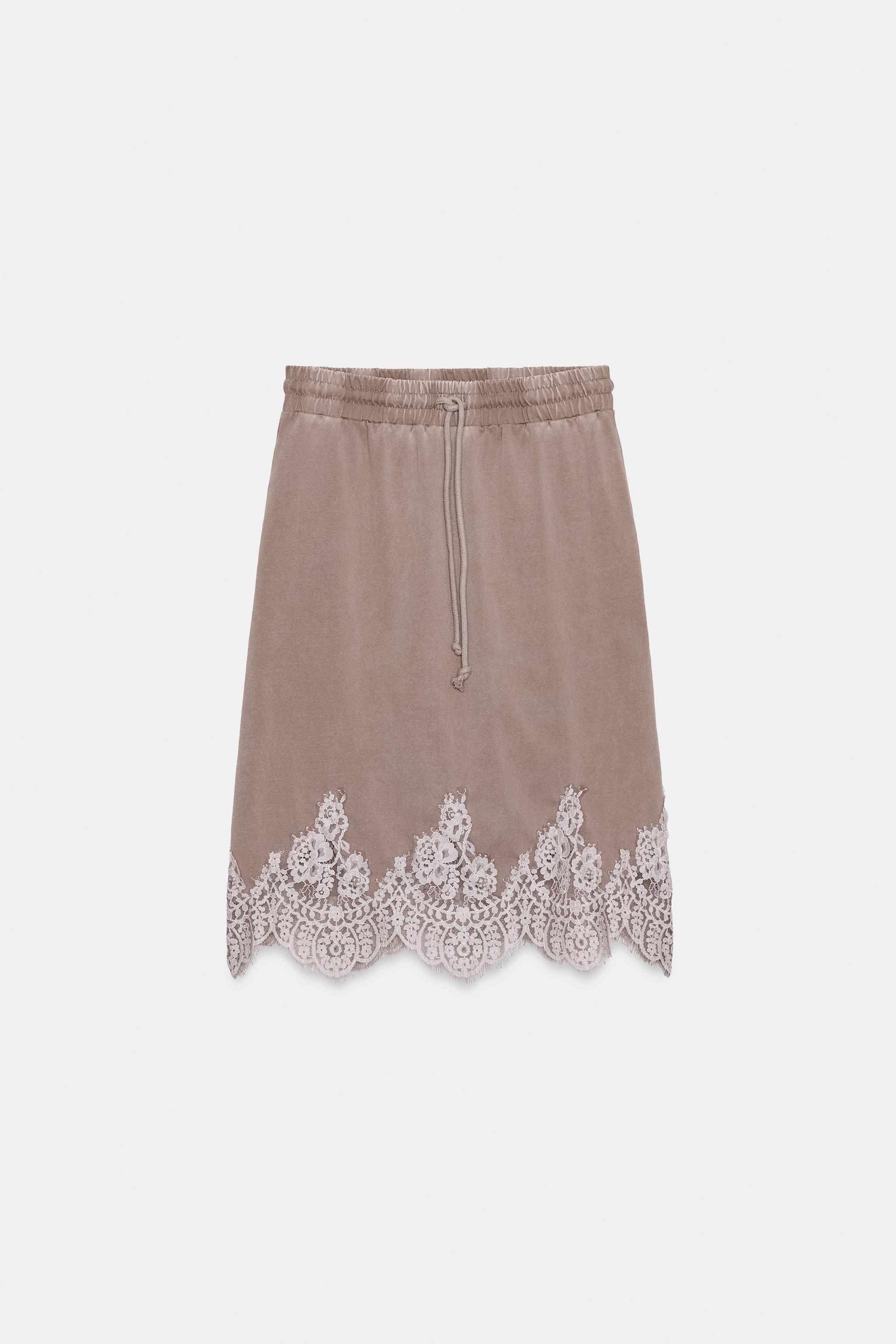 WASHED EFFECT SKIRT WITH LACE TRIM
