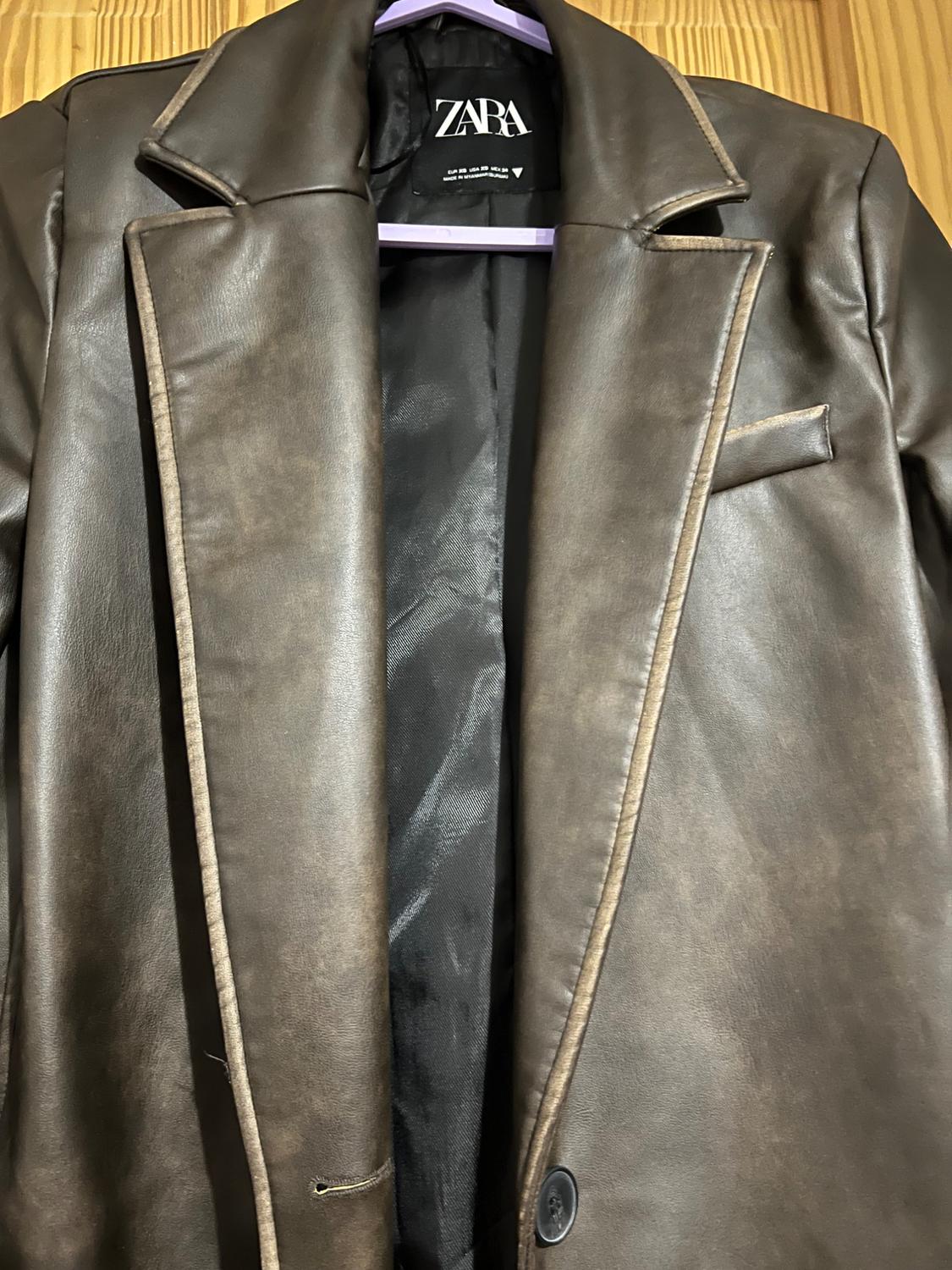 DISTRESSED FAUX LEATHER COAT - Image 3