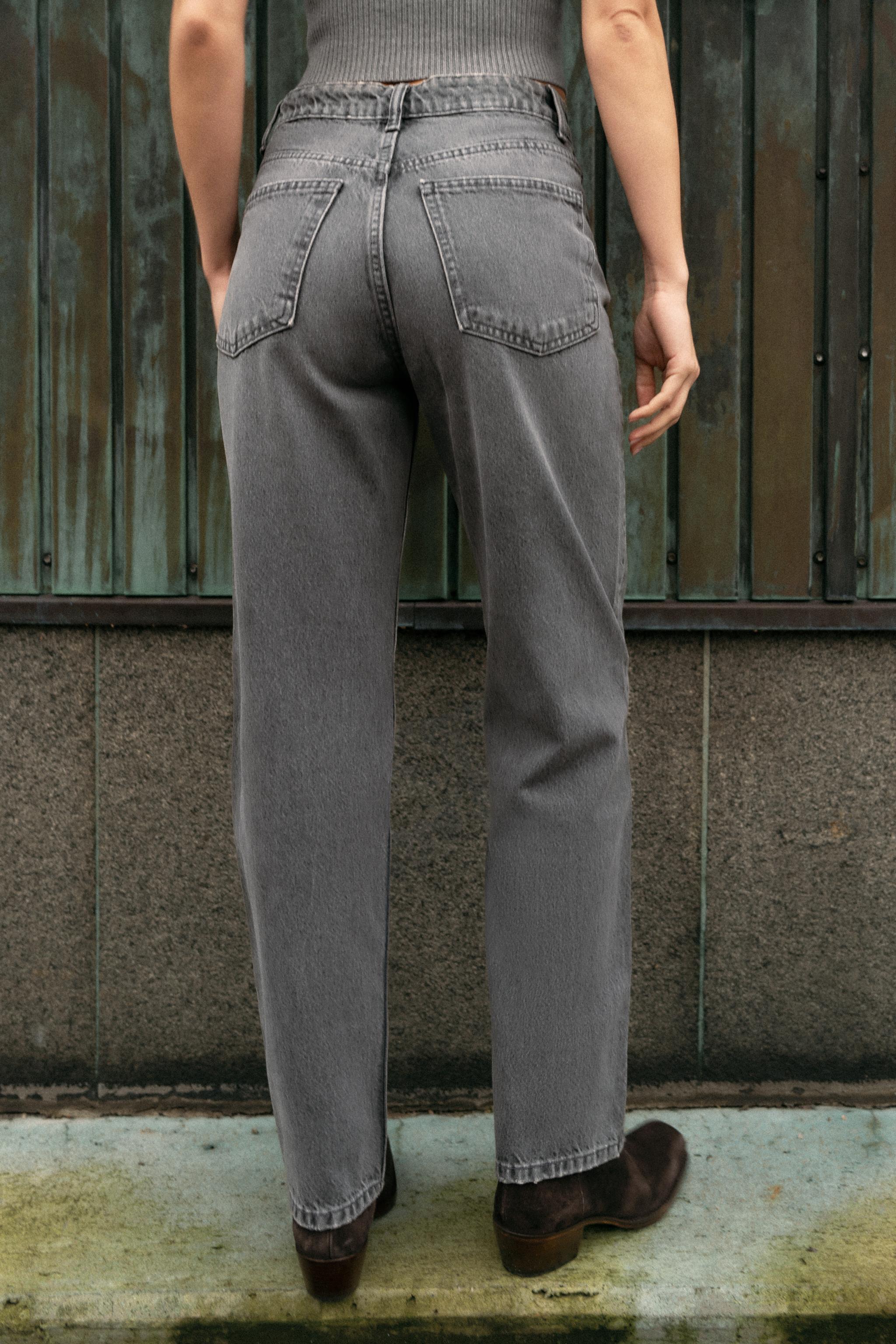 TRF MOM FIT HIGH WAIST JEANS