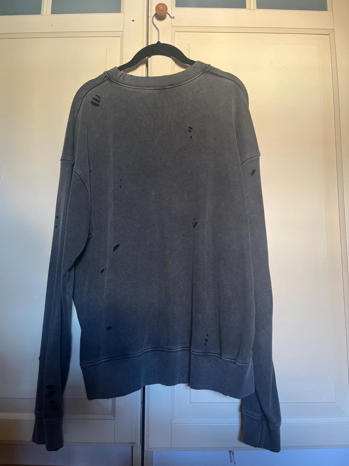 FADED SWEATSHIRT WITH RIPS - Image 2