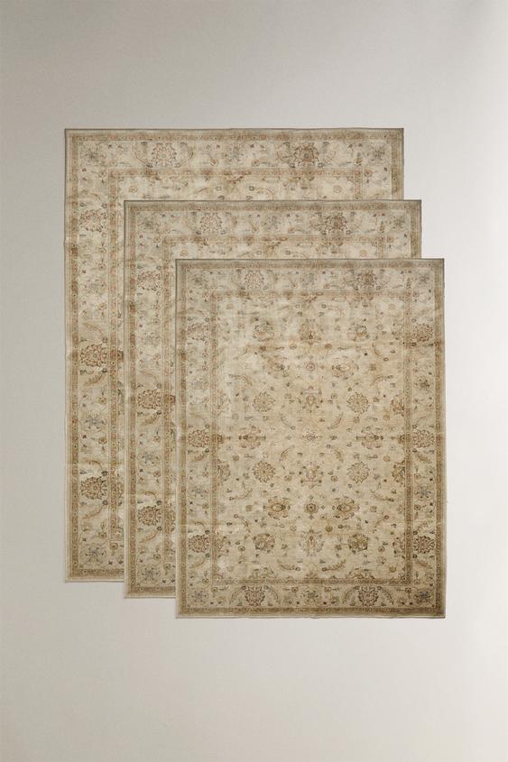 ALFOMBRA VINTAGE FLORAL - Gris de Zara - Imagen 0