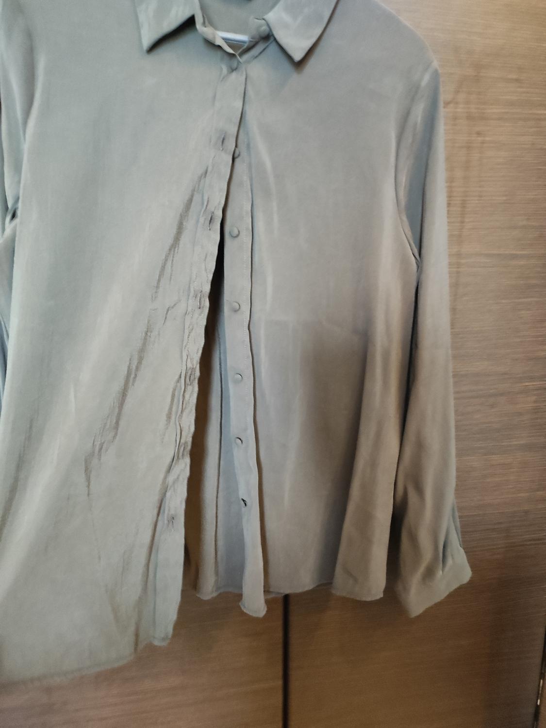 SOFT-TOUCH FLOWING SHIRT - Image 2