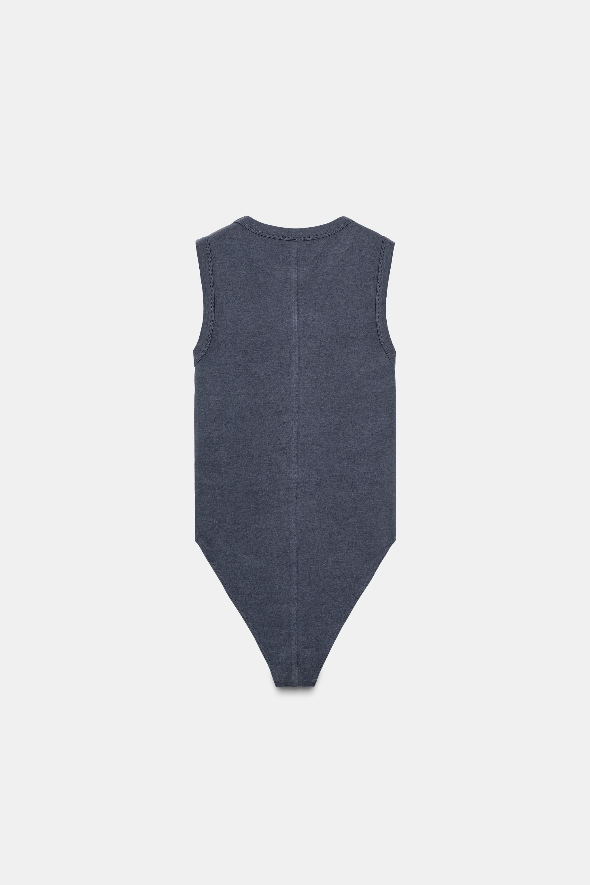 SLEEVELESS BODYSUIT