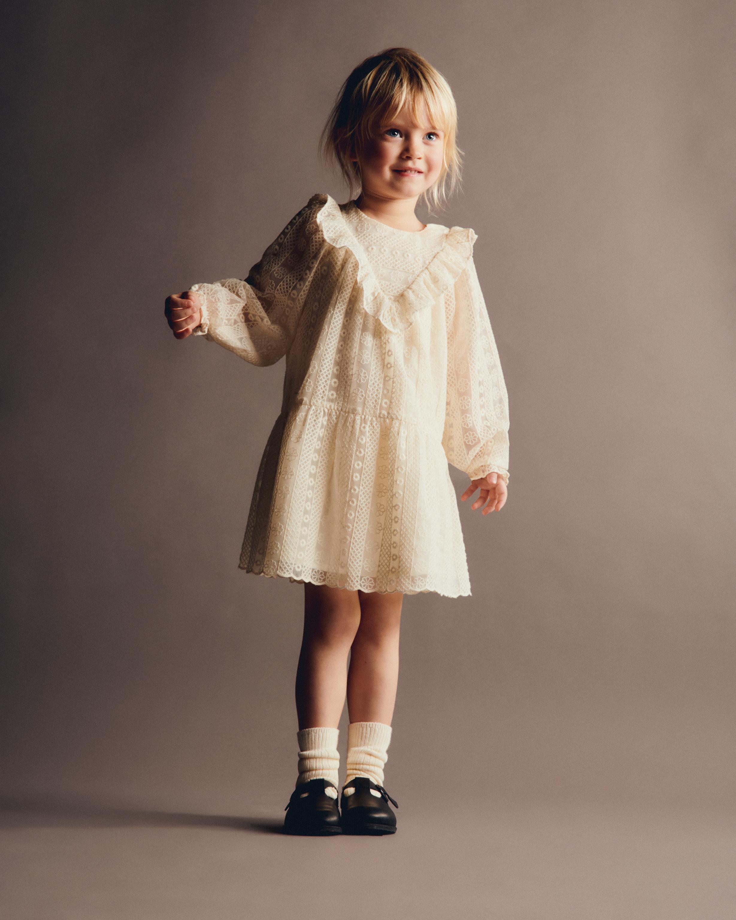 Zara robe fille outlet 10 ans