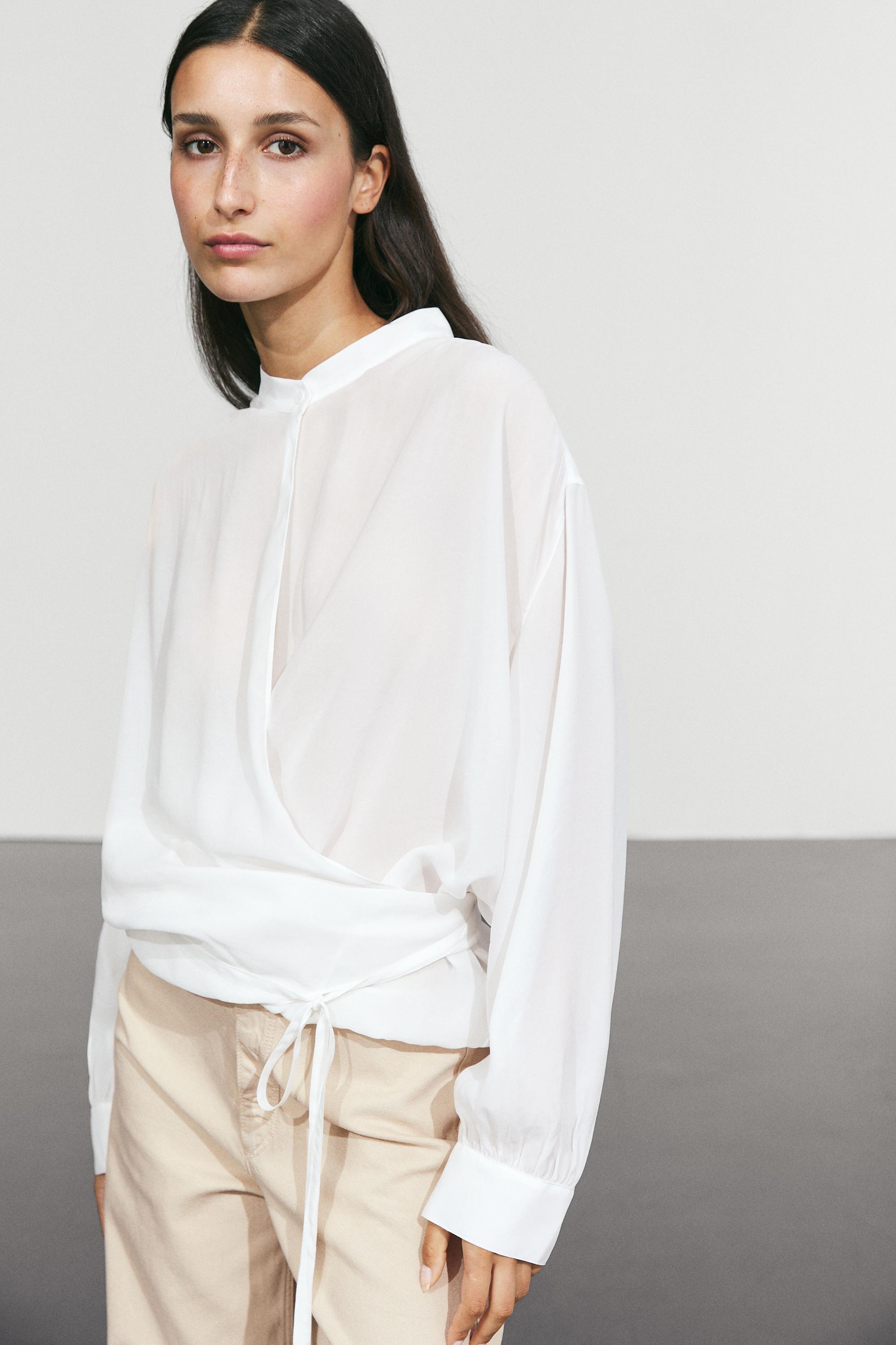 Flowing wrap blouse — Ecru