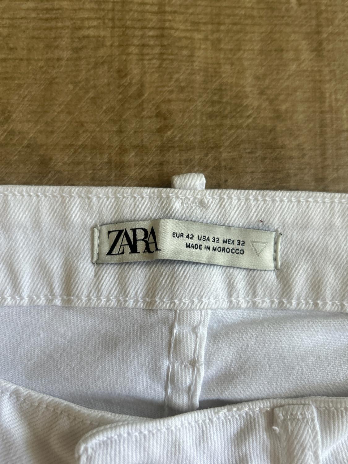 SLIM COMFORT FIT JEANS - Image 8
