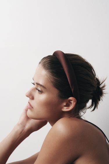 DIADEMA SATINADA - Marrón de Zara