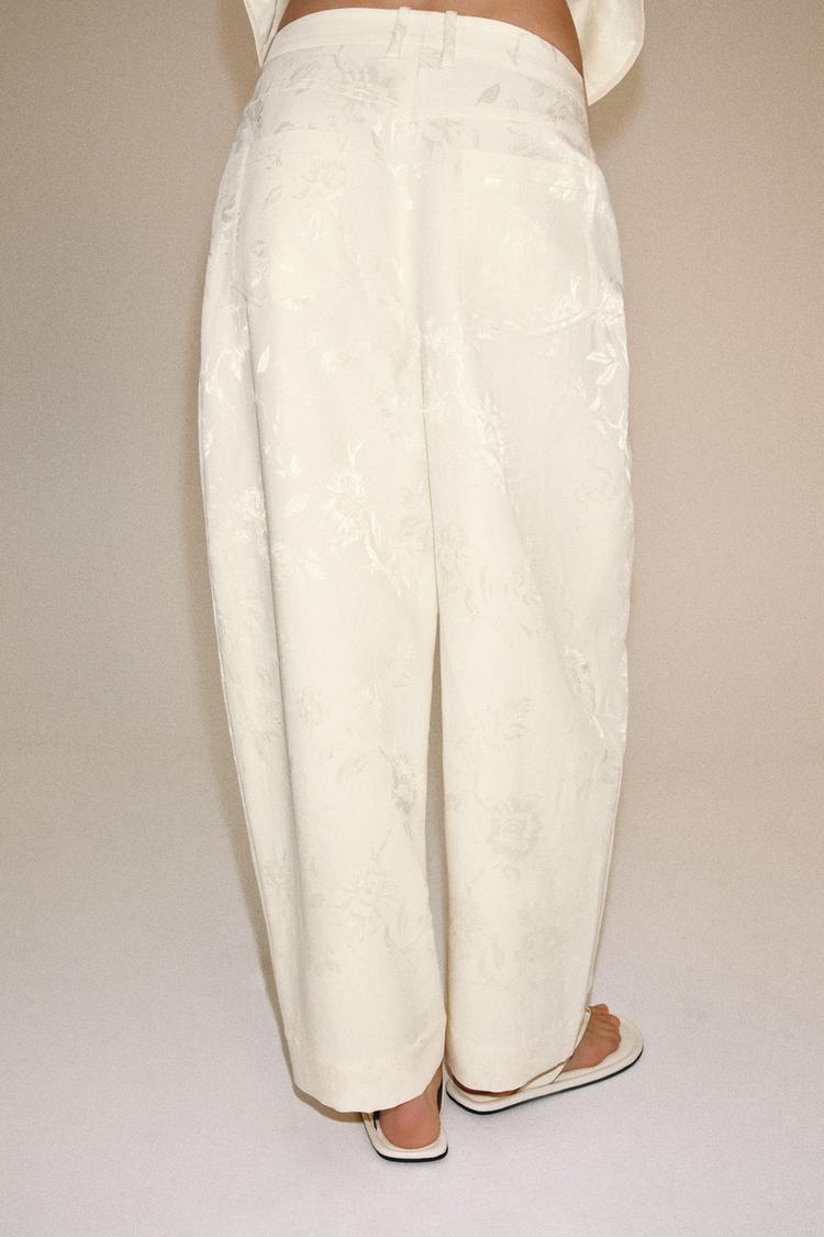 PANTALÓN TIPO BARRIL JACQUARD COLECCIÓN ZW 4