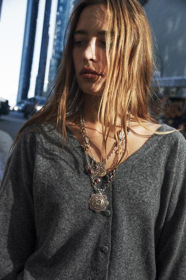 CHAQUETA LANA Y CASHMERE ESCOTE PICO - Gris de Zara