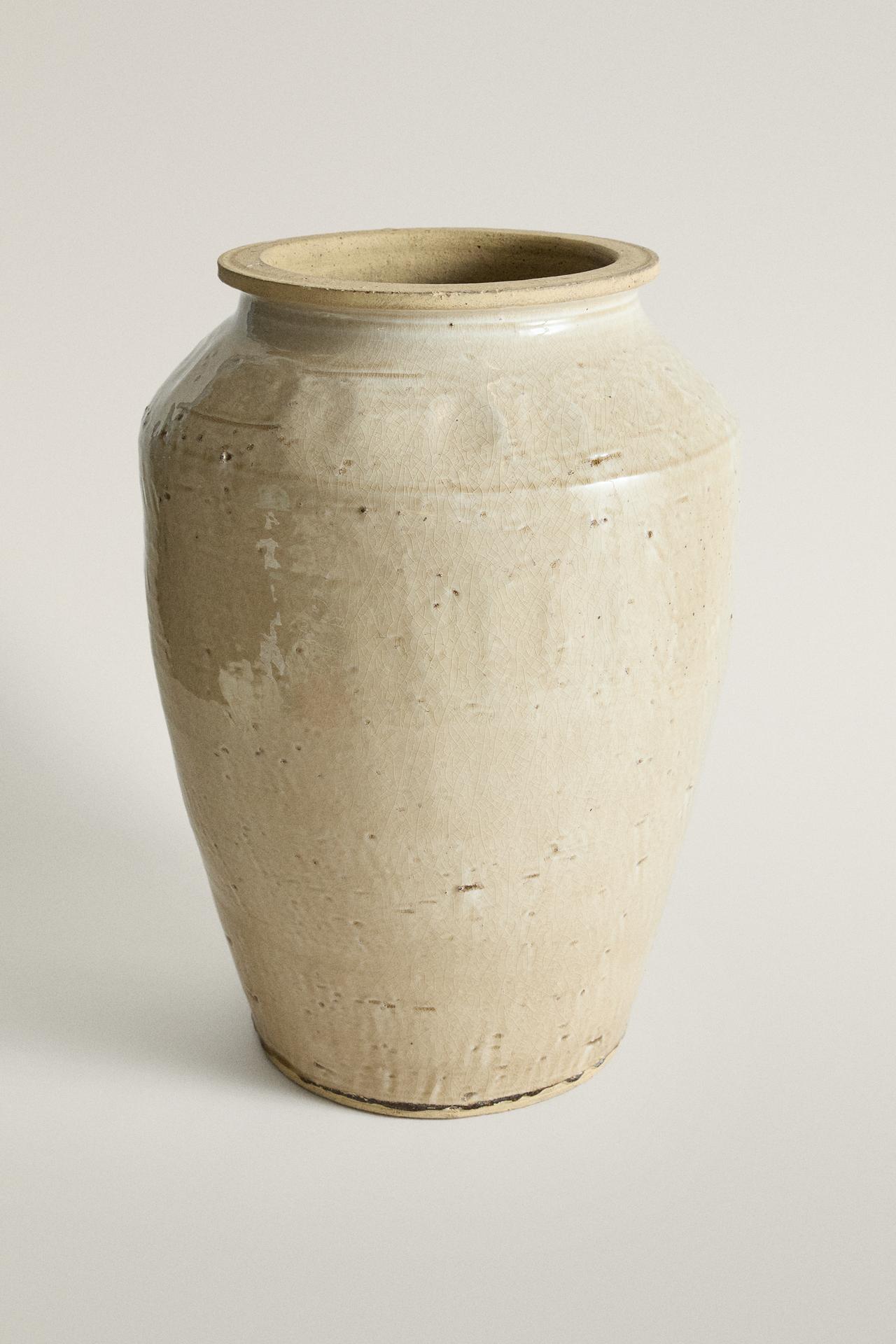 TALL CERAMIC VASE — Ecru