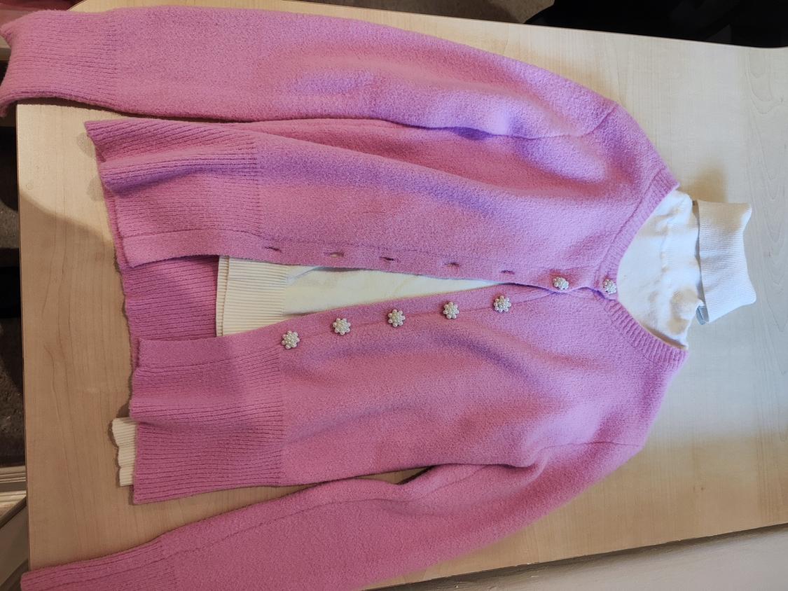CHAQUETA PUNTO GRUESO ROSA CON BOTONES PERLA - Image 5
