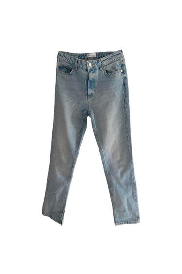 STRAIGHT LEG JEANS