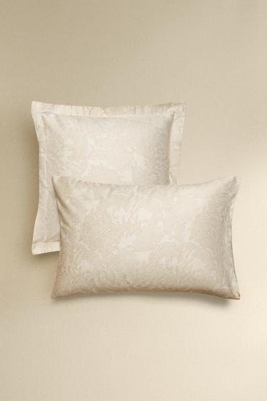PAISLEY PRINT SATEEN PILLOWCASE - Ecru by Zara - Image 0