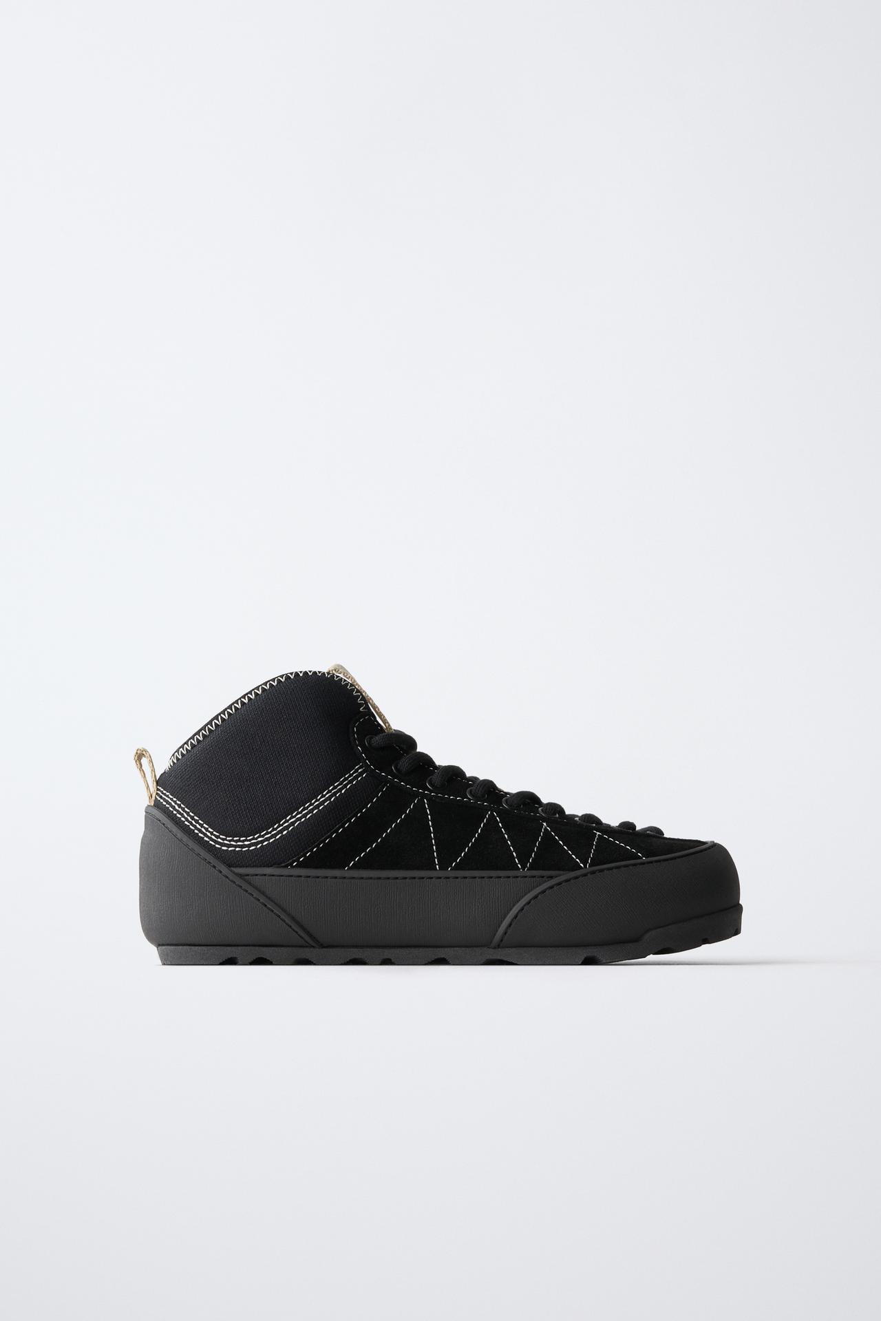 HIGH-TOP SNEAKERS — Black