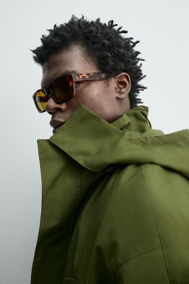 ТЕХНИЧЕСКАЯ ПАРКА С ОТСТЕГИВАЮЩИМСЯ ЖИЛЕТОМ — ХАКИ от Zara