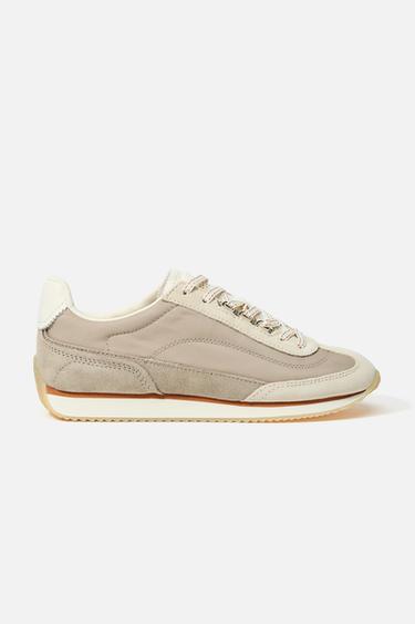 CONTRAST RUNNING TRAINERS - Sand Brown by Zara