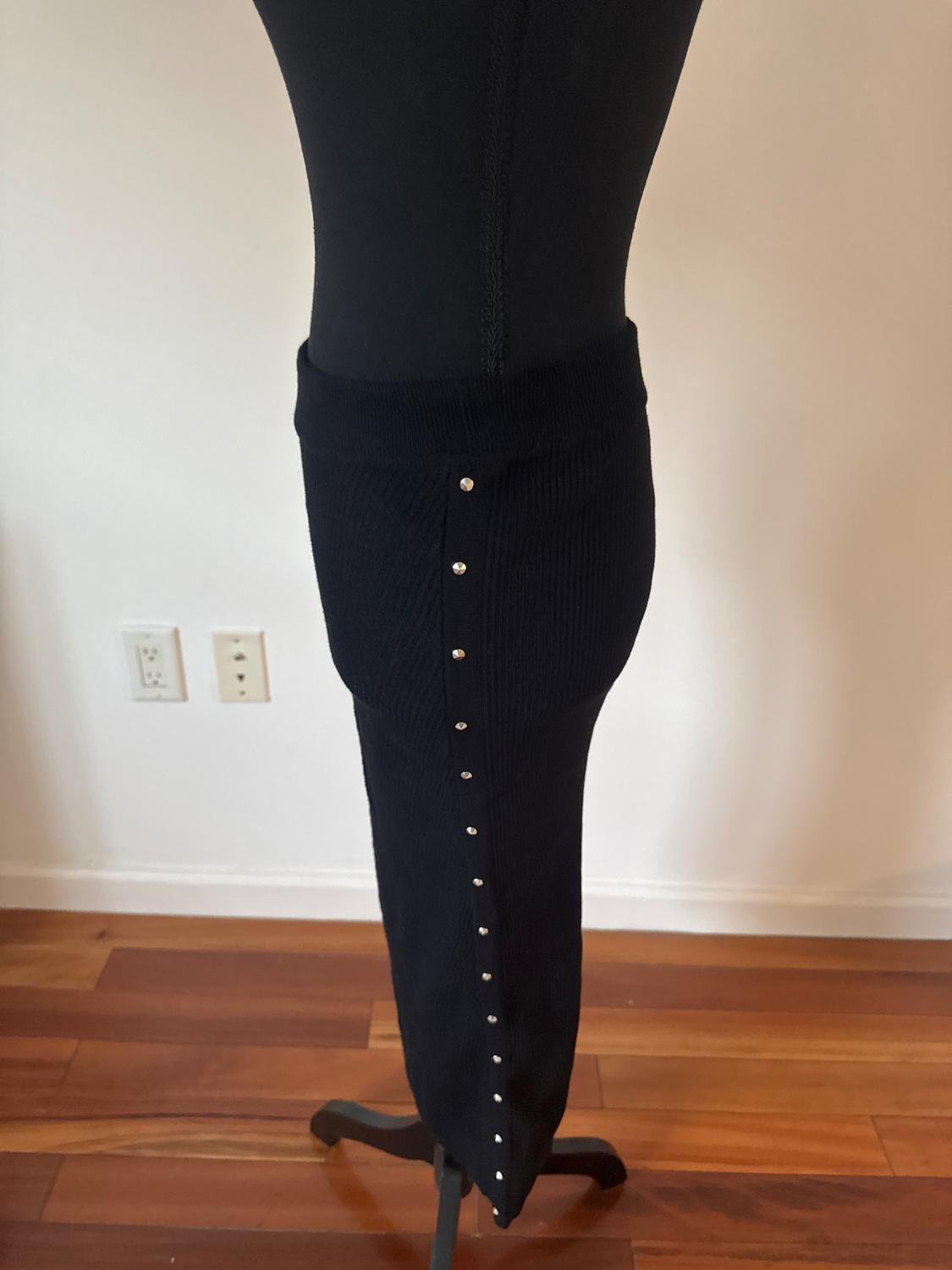 BLACK STUDDED KNIT SKIRT - Image 2