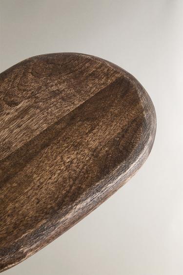 PLANCHE DE CUISINE OVALE EN BOIS - Marron foncé de Zara - Image 2