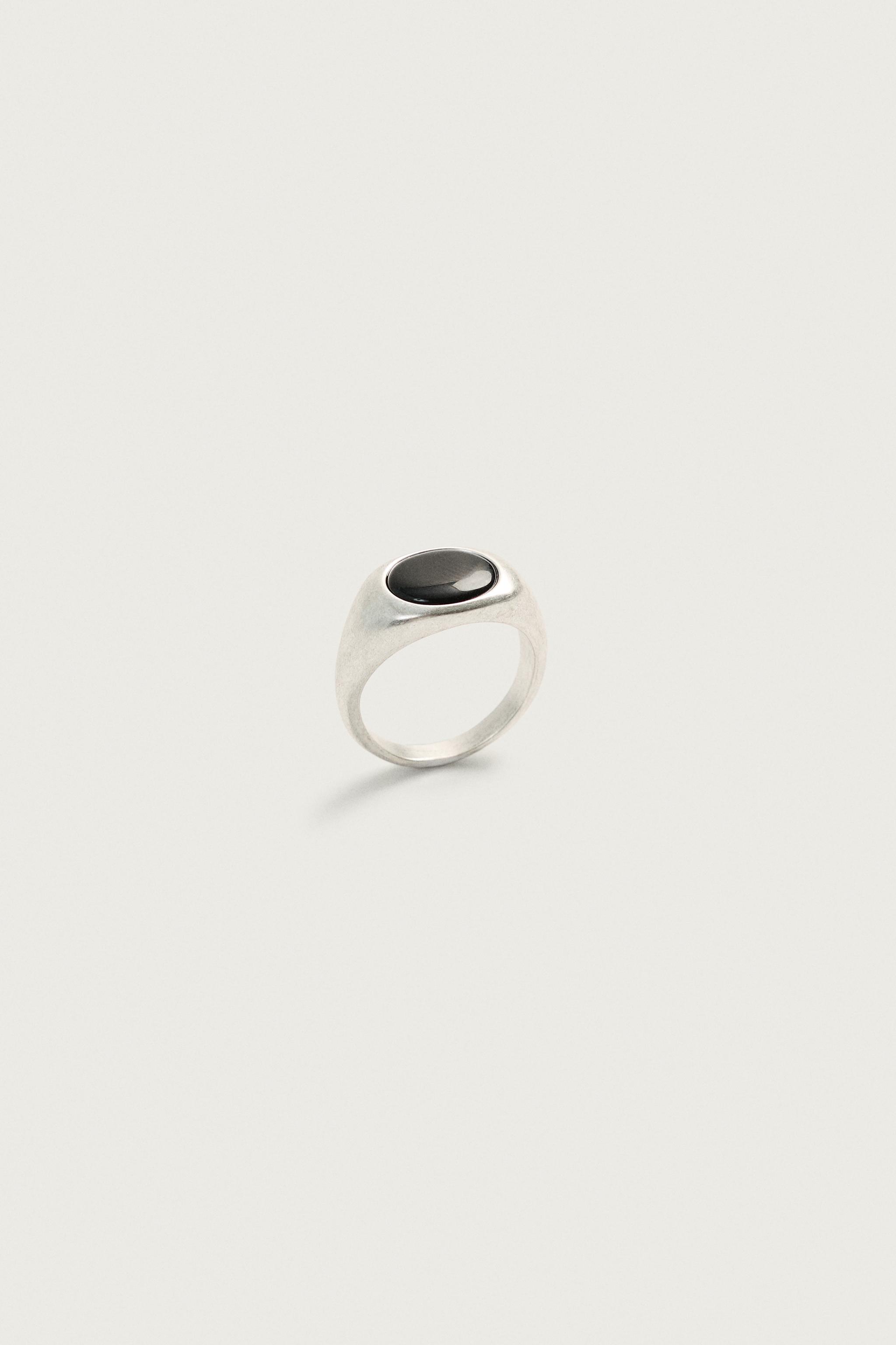 STONE SIGNET RING