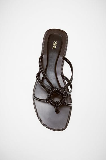 FLAT SANDALS WITH METAL DETAIL - Brown by Zara