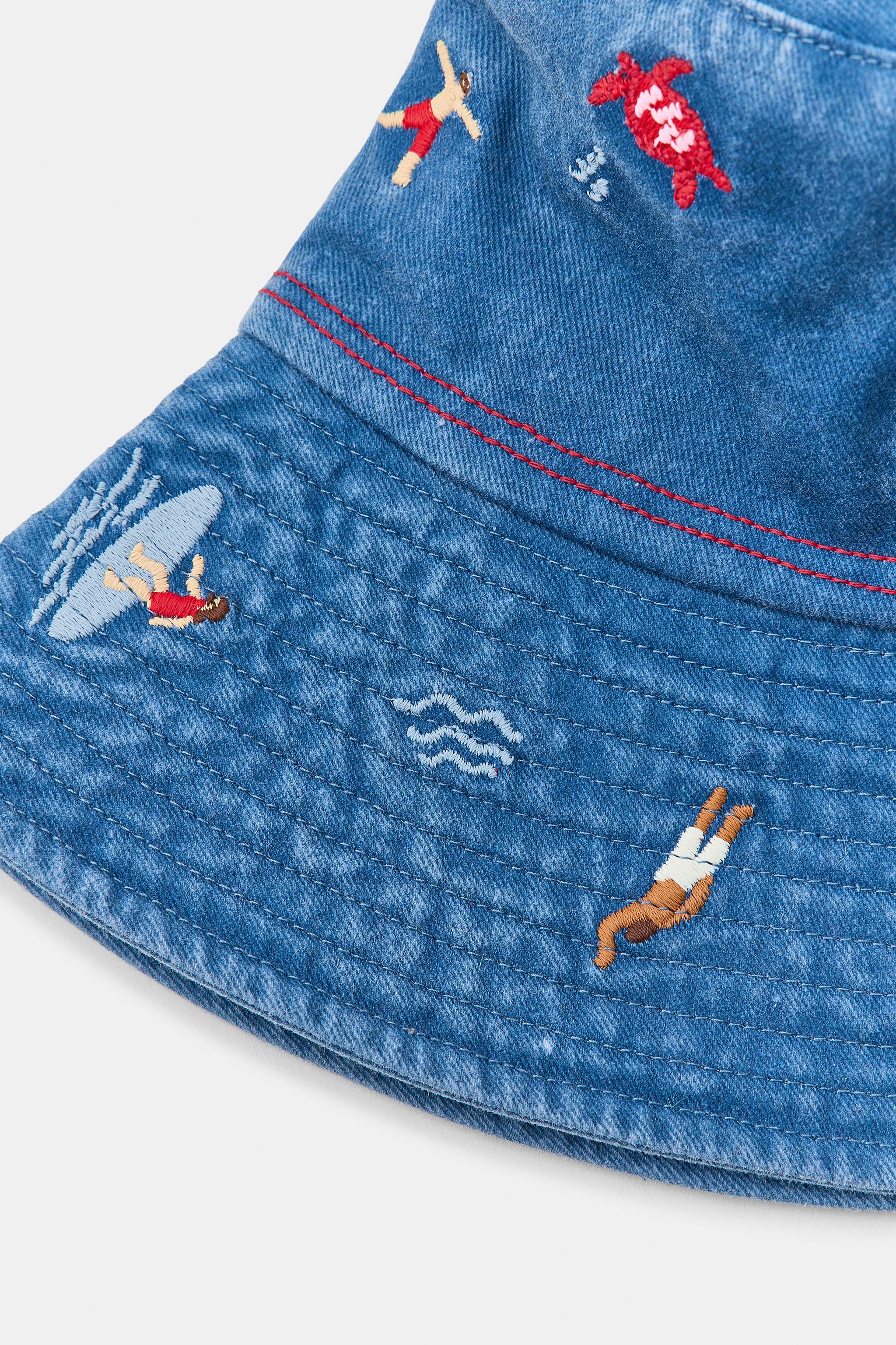 EMBROIDERED BUCKET HAT