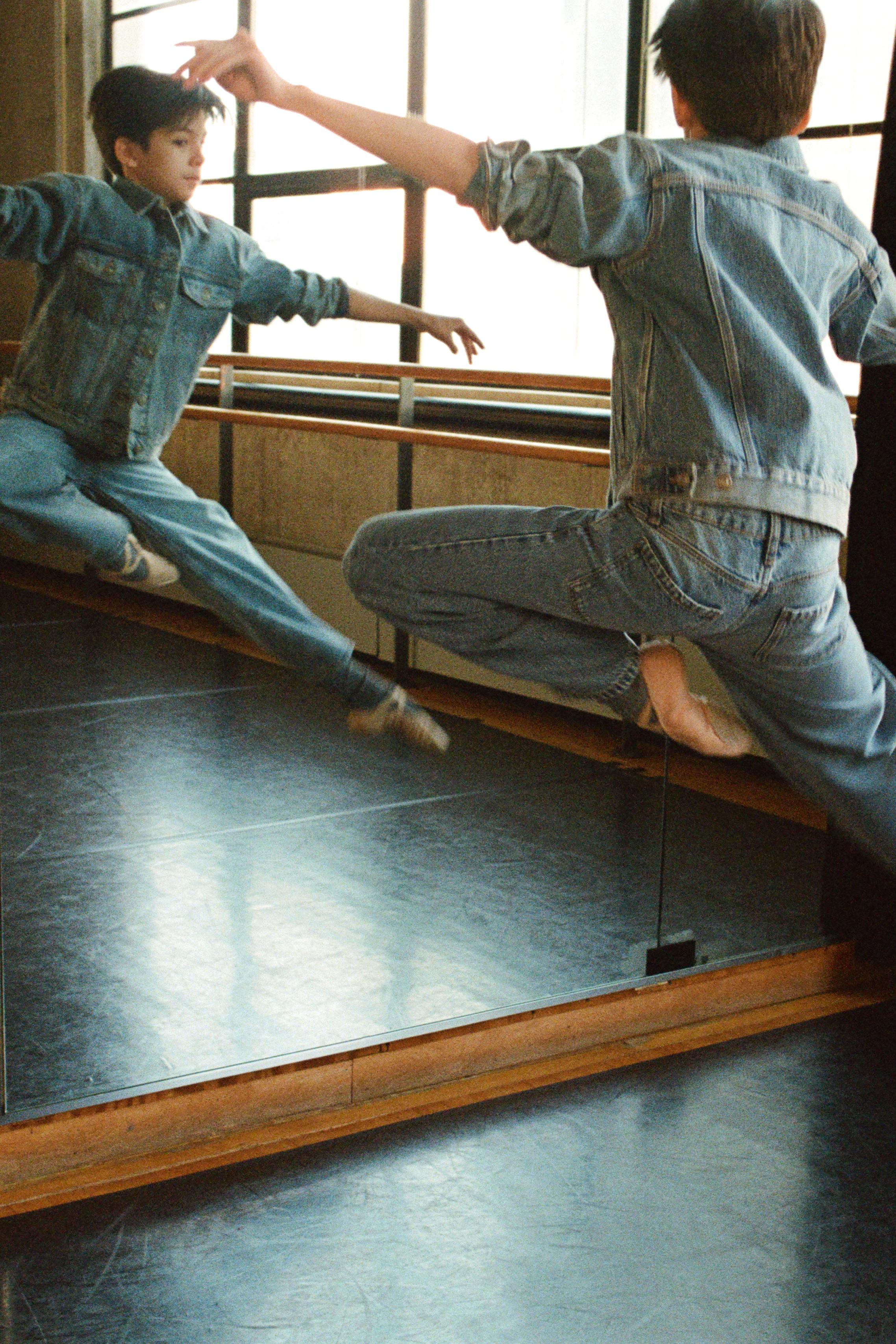 VESTE EN JEAN BASIQUE
