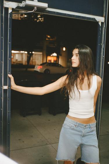 {navn} - {farge} for Zara