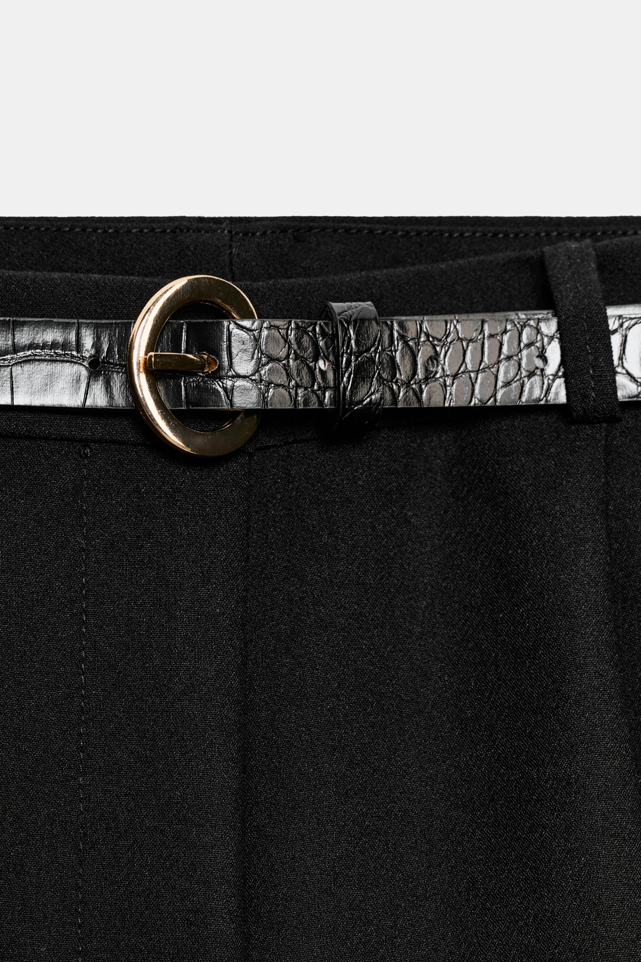 BELTED BERMUDA SHORTS