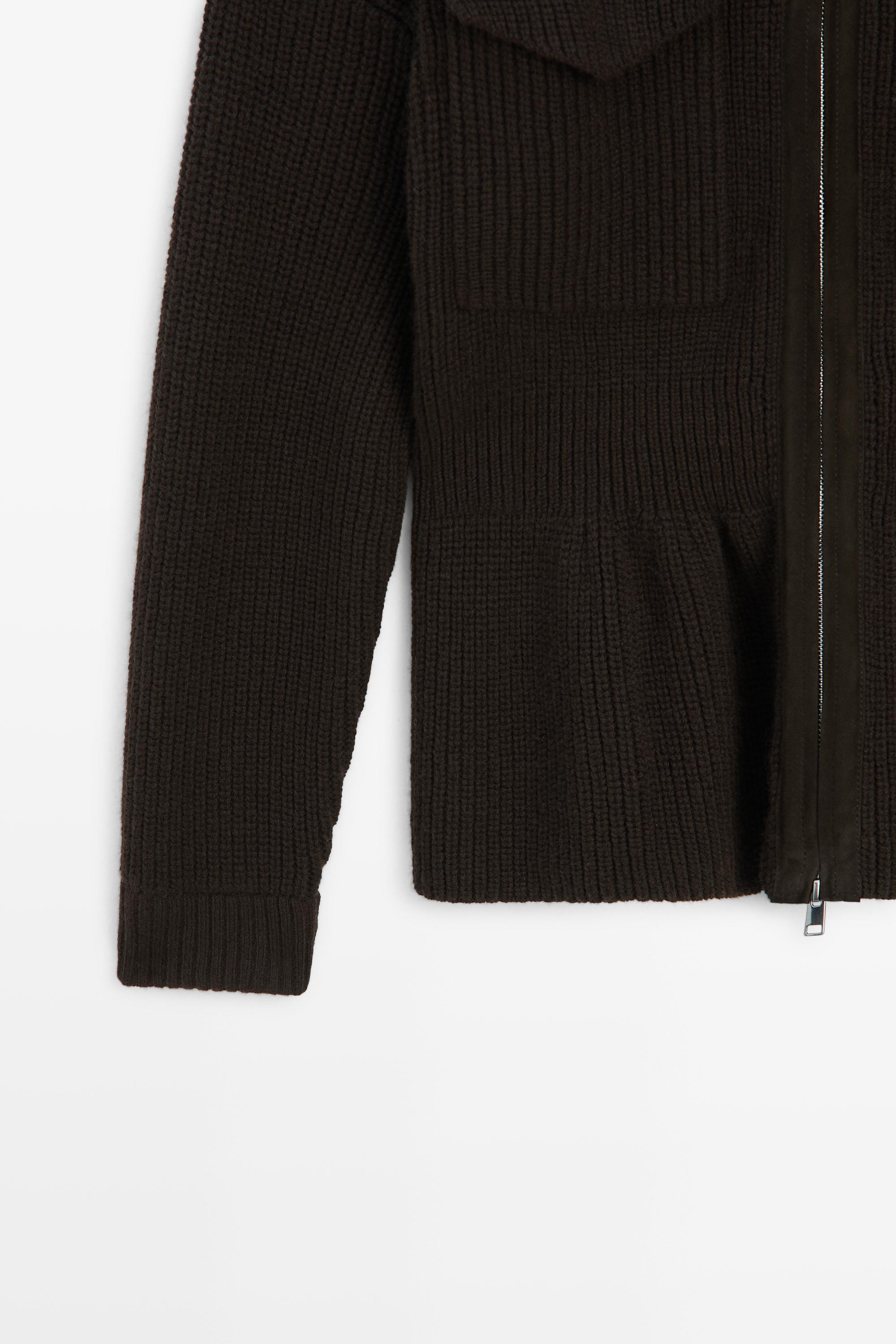 Cardigan combiné en maille, cuir et daim à poches