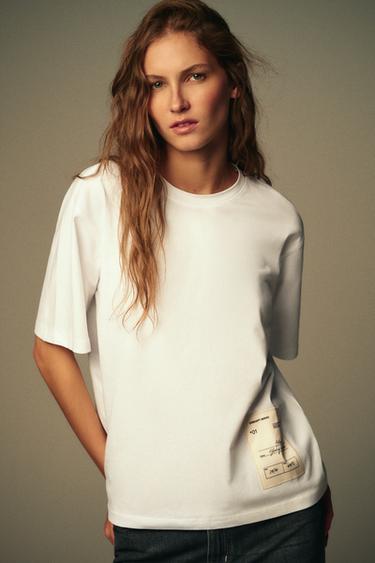 REGULAR FIT LABEL T-SHIRT - White by Zara