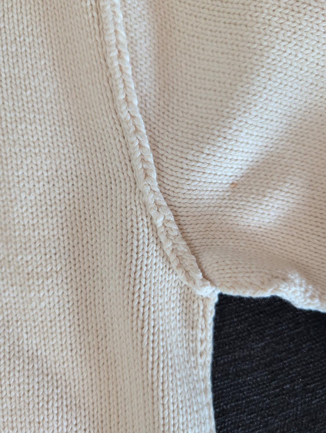 V-NECK SWEATER X SR_A - Image 5