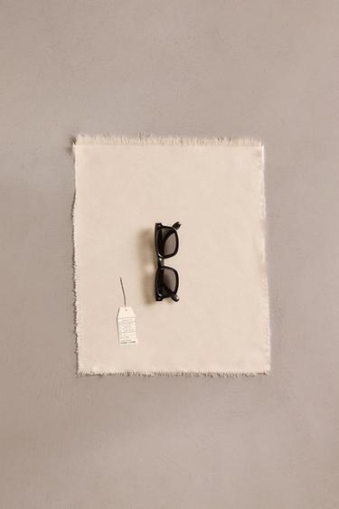 SQUARE SUNGLASSES - Black by Zara - Image 0