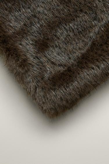 FUR SPOT BLANKET — Dark brown 2
