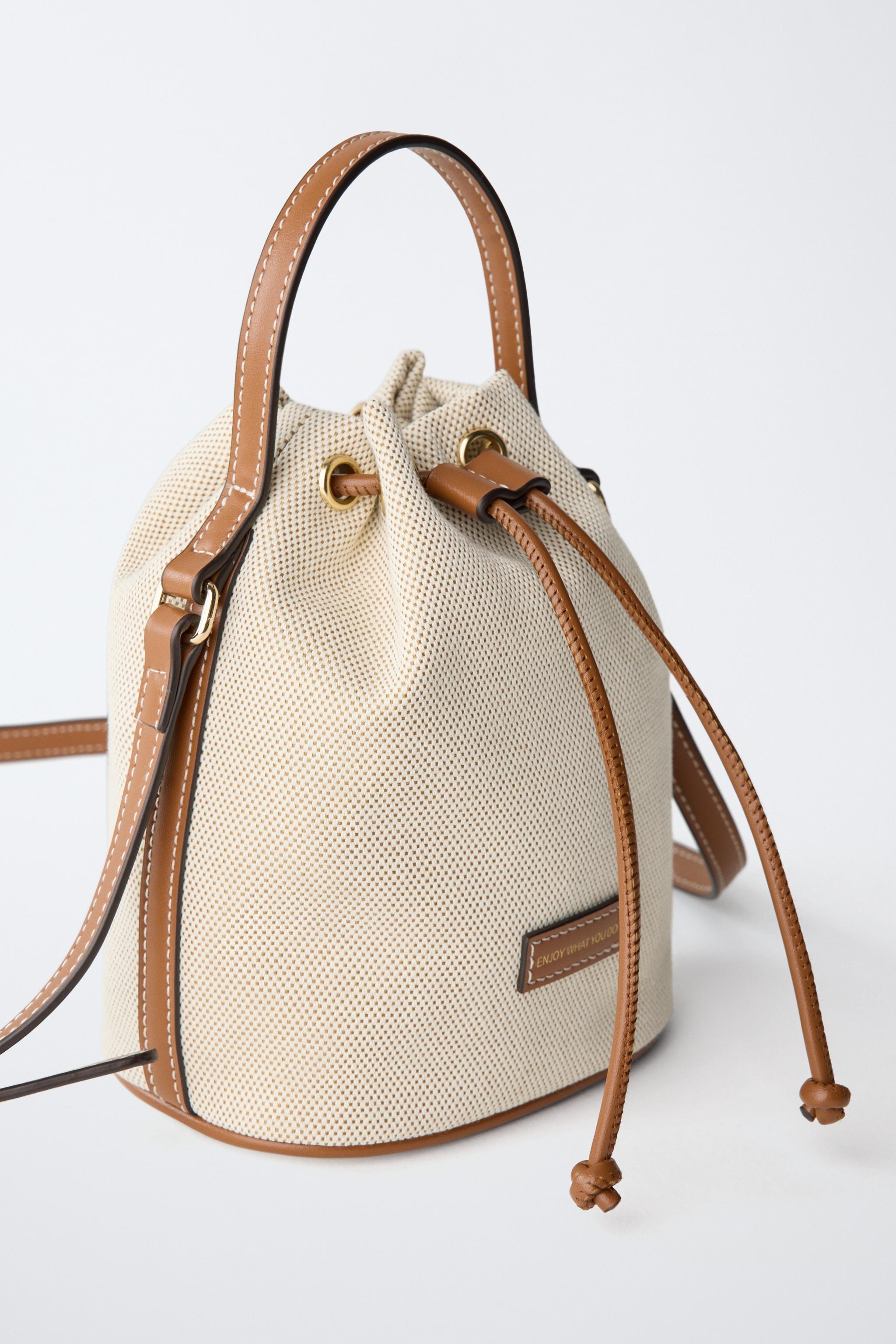 BUCKET BAG